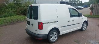 Volkswagen Caddy Bj:02-2016 Facelift 2.0-TDI Airconditioning Elektrische ramen Elektrische-spiegels centrale vergrendeling met afstandsbediening Start-Stop systeem Tussenwand met glas picture 6