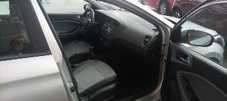 Hyundai I-20 Bj:03-2015 1.2-16v Airconditioning Elektrische ramen Centrale vergrendeling met afstandsbediening picture 11