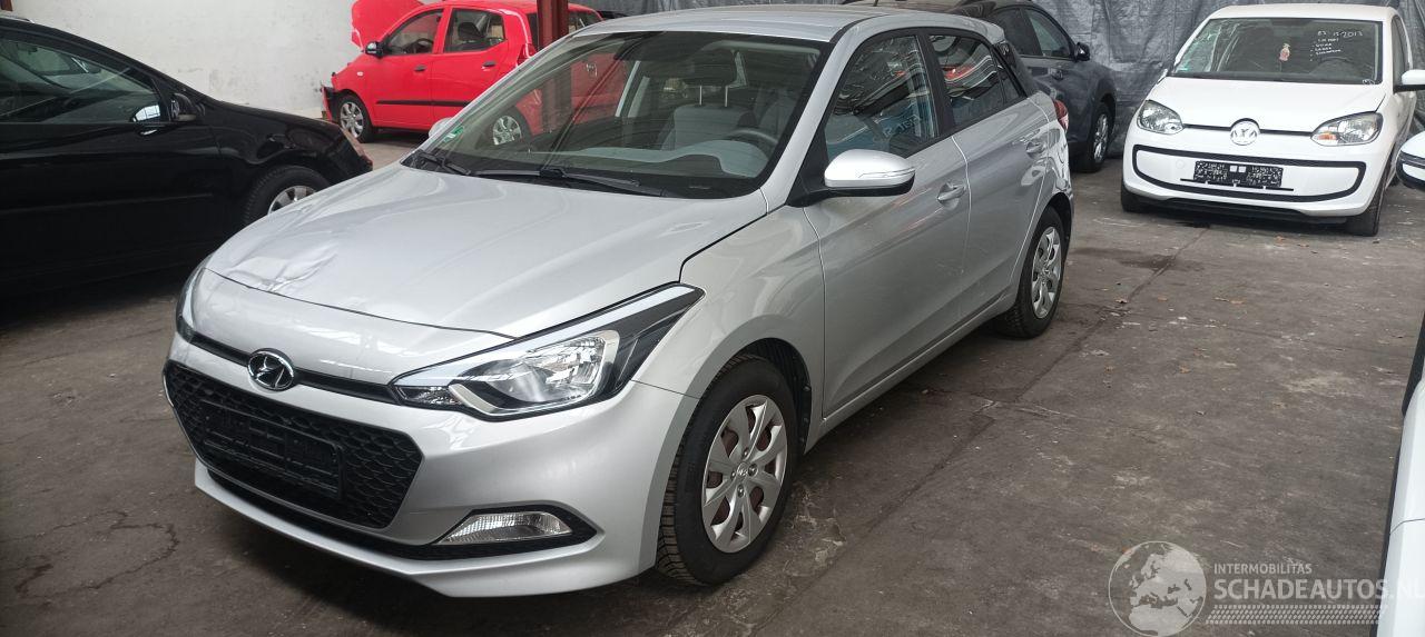 Hyundai I-20 Bj:03-2015 1.2-16v Airconditioning Elektrische ramen Centrale vergrendeling met afstandsbediening