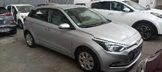 Hyundai I-20 Bj:03-2015 1.2-16v Airconditioning Elektrische ramen Centrale vergrendeling met afstandsbediening picture 6