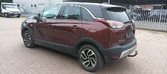 Opel Crossland Bj:04-2018 1.2-T. Automatik Climatecontrol Navigatie Stoelverwarming Lichtautomaat Privacyglas Stuurwiel met verwarming armsteun Trekhaak Mistlampen Parkeersensoren voor en achter picture 4