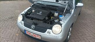 Volkswagen Lupo Bj:02-2003 1e-eigenaar 1.4benzine Cambridge uitvoering Elektrische ramen Elek schuifdak Leren stuurwiel Centrale vergrendeling Orginele vw velgen picture 18