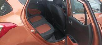 Hyundai I-10 Bj:08-2014 1eEigenaar 1.2-16v Go Uitvoering Climatecontrol CruiseControl Stoelverwarming Lichtautomaat Stuurwiel met verwarming 4xelek ramen Parksensoren Koplampen met bochten verlichting Mistlampen Led-Dagrijverlichting picture 23