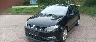 Volkswagen Polo Bj:03-2016 Facelift 1.4-TDI Climatecontrol Stoelverwarming Leren stuurwiel Elektrische ramen Elektrische-spiegels met verwarming Centrale vergrendeling met afstandsbediening Start-Stop systeem Dagrijverlichting picture 12