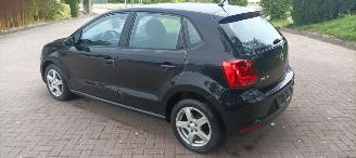 Volkswagen Polo Bj:03-2016 Facelift 1.4-TDI Climatecontrol Stoelverwarming Leren stuurwiel Elektrische ramen Elektrische-spiegels met verwarming Centrale vergrendeling met afstandsbediening Start-Stop systeem Dagrijverlichting picture 4
