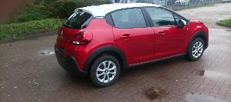 Citroën C3 1.2-benzine Full-Led koplampen Led dagrijverlichting Mistlampen Bi-Color pearl metallic lak Start-Stop systeem Drive Lane Assist Radio Usb Dab stoelverwarming Cruisecontrol picture 6