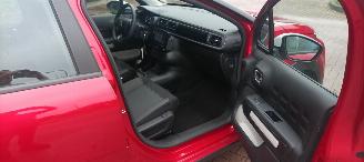 Citroën C3 1.2-benzine Full-Led koplampen Led dagrijverlichting Mistlampen Bi-Color pearl metallic lak Start-Stop systeem Drive Lane Assist Radio Usb Dab stoelverwarming Cruisecontrol picture 19