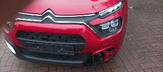 Citroën C3 1.2-benzine Full-Led koplampen Led dagrijverlichting Mistlampen Bi-Color pearl metallic lak Start-Stop systeem Drive Lane Assist Radio Usb Dab stoelverwarming Cruisecontrol picture 11