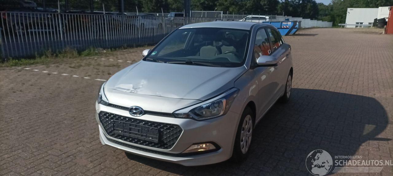 Hyundai I-20 1.2-16v Airconditioning Elektrische ramen Elektrische-spiegels met verwarming Centrale vergrendeling met afstandsbediening radio Usb