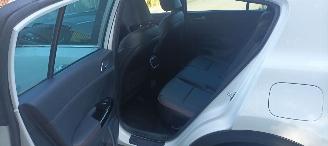 Kia Sportage 2.0-GT 185pk Diesel MHEV Automaat 4WD Leder JBL Dab audio Stoelverwarming Stoelventilatie Full-Led koplampenLed achterlichten Cruisecontrol Dimmende binnenspiegel Trekhaak CruiseControl 4xStoelverwarming Blindspot Systeem 360 Camerasysteem Elektrische ach picture 18