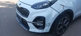 Kia Sportage 2.0-GT 185pk Diesel MHEV Automaat 4WD Leder JBL Dab audio Stoelverwarming Stoelventilatie Full-Led koplampenLed achterlichten Cruisecontrol Dimmende binnenspiegel Trekhaak CruiseControl 4xStoelverwarming Blindspot Systeem 360 Camerasysteem Elektrische ach picture 14