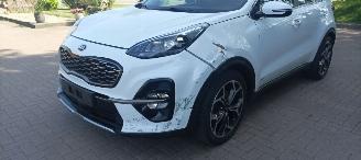 Kia Sportage 2.0-GT 185pk Diesel MHEV Automaat 4WD Leder JBL Dab audio Stoelverwarming Stoelventilatie Full-Led koplampenLed achterlichten Cruisecontrol Dimmende binnenspiegel Trekhaak CruiseControl 4xStoelverwarming Blindspot Systeem 360 Camerasysteem Elektrische ach picture 11