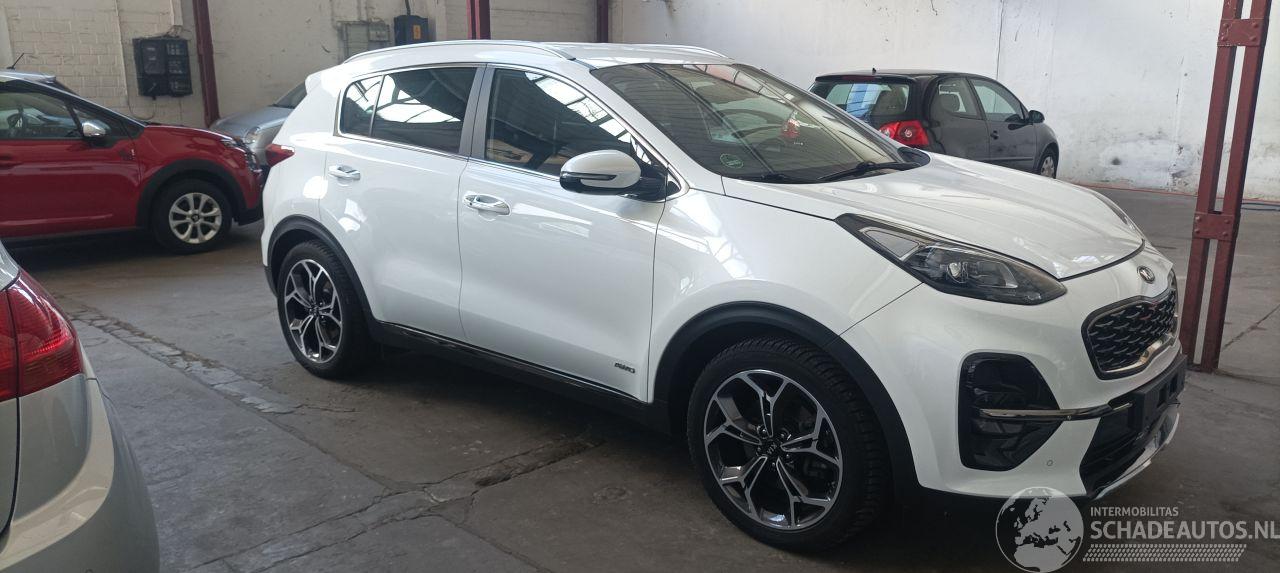 Kia Sportage Bj:12-2019 Facelift GT-line 2.0-Diesel Automatik 4WD Led-Koplampen Led-Achterlichten Navigatie Climatecontrol Stoelverwarming Stuurwiel met verwarming trekhaak Audio-jbl Keyless entry 18-inch velgen