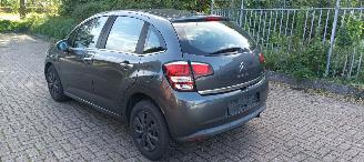 Citroën C3 Bj:06-2016 1.2-12v benzine 82pk Airco Led-verlichting CruiseControl Leren-Stuurwiel Mistlampen Chroom design Radio met kleuren Display Apple CarPlay MirrorLink picture 4