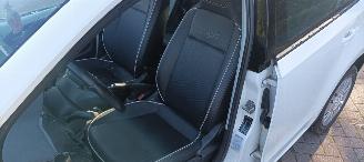 Volkswagen Up! Bj:12-2013 Move Up! Leren bekleding Airconditioning stoelverwarming Leren stuurwiel Centrale vergrendeling met afstandsbediening picture 13