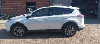 Toyota Rav-4 Bj:01-2018 2.5-Hybrid Edition-S Full-Led koplampen Blindspot 360-camera Navigatie Climatecontrol CruiseControl Stoelverwarming Elektrische achterklep picture 3