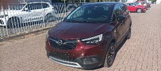 Opel Crossland 1.2-Turbo Automatik Innovation uitvoering Navi Climatecontrol CruiseControl Stoelverwarming Lichtautomaat Led-Koplampen Led-Achterlichten Trekhaak Stoelverwarming voorruit verwarming chrome design picture 2