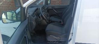 Volkswagen Caddy Bj: 2-2016 2.0-TDI Facelift TÜV+Timingbelt new 11-2025 picture 13