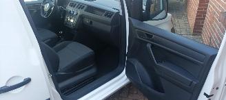 Volkswagen Caddy Bj: 2-2016 2.0-TDI Facelift TÜV+Timingbelt new 11-2025 picture 15