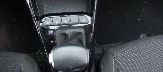 Kia Rio Bj:11-2019 1.4-16v Automatik Dream Team Edition Led Koplampen Navigatie Climatecontrol Stoelverwarming stuurwiel met verwarming Achteruitrijcamera 4xelek ramen Privacyglas Lichtautomaat Mistlampen 16-inch Kia velgen Metallic lak picture 25