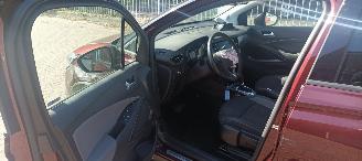 Opel Crossland 1.2-Turbo Automatik Navigatie Climatecontrol CruiseControl Leren-Stuurwiel Regensensor Lichtautomaat Privacyglas Led-Koplampen Half-Leren bekleding Stoelverwarming Trekhaak Mistlampen picture 11