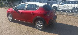 Citroën C3 Bj:11-2022 26000km 1.2-benzine 83pk Airconditioning Led verlichting Dab-audio CruiseControl Stoelverwarming mistlampen Bi-Color picture 3