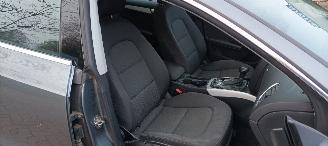 Audi A5 Sportback A5 2.0-TDI Automatik Navi Bi-xenon met Led Led-Achterlichten Trekhaak Parkeersensoren 18-inch Audi velgen Stoelverwarming Lichtautomaat Regensensor afneembare trekhaak picture 18