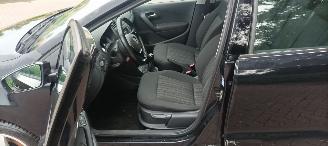 Volkswagen Polo Bj:03-2016 1.4-TDI Climatecontrol front Radar Stoelverwarming Leren Stuurwiel elektrische Spiegel met verwarming Centrale vergrendeling met afstandsbediening Start-Stop systeem picture 15