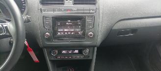 Volkswagen Polo Bj:03-2016 1.4-TDI Climatecontrol front Radar Stoelverwarming Leren Stuurwiel elektrische Spiegel met verwarming Centrale vergrendeling met afstandsbediening Start-Stop systeem picture 19