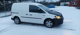 Volkswagen Caddy 2.0 TDI DPF Airconditioning Elektrische ramen Elektrische-spiegels met verwarming Achteruitrijspiegel Radio Usb Centrale vergrendeling met afstandsbediening Start-Stop systeem Lichtmetalen velgen picture 7