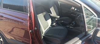 Opel Crossland Innovation uitvoering 1.2-Turbo Benzine Automaat Navigatie Climatecontrol CruiseControl Leren-Stuurwiel met verwarming Led-Koplampen Half-Leren bekleding Privacyglas afneembare trekhaak Metallic lak picture 15