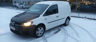 uszkodzony samochody osobowe Volkswagen Caddy  2016/2