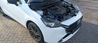 Mazda 2 1.5-Automatik Facelift Homura Climatecontrol Blindspot CruiseControl Apple CarPlay MirrorLink Achteruitrijcamera Full led koplampen Stoelverwarming stuurwiel met verwarming Achteruitrijcamera picture 15