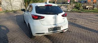Mazda 2 1.5-Automatik Facelift Homura Climatecontrol Blindspot CruiseControl Apple CarPlay MirrorLink Achteruitrijcamera Full led koplampen Stoelverwarming stuurwiel met verwarming Achteruitrijcamera picture 5