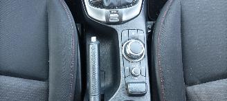 Mazda 2 1.5-Automatik Facelift Homura Climatecontrol Blindspot CruiseControl Apple CarPlay MirrorLink Achteruitrijcamera Full led koplampen Stoelverwarming stuurwiel met verwarming Achteruitrijcamera picture 31