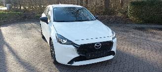 Mazda 2 1.5-Automatik Facelift Homura Climatecontrol Blindspot CruiseControl Apple CarPlay MirrorLink Achteruitrijcamera Full led koplampen Stoelverwarming stuurwiel met verwarming Achteruitrijcamera picture 11