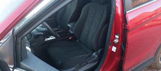 Mitsubishi Eclipse Cross 1.5-benzine Automaat 162pk Diamant uitvoering Climatecontrol CruiseControl Stoelverwarming Dab audio systeem Lichtautomaat Privacyglas led verlichting afneembare trekhaak picture 17