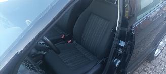 Volkswagen Polo Bj:3-2016 1.4TDI euro-6 Climatecontrol Stoelverwarming Regensensor FrontRadar Leren Stuurwiel elektrische ramen Elektrische-spiegels met verwarming Centrale vergrendeling met afstandsbediening Start-Stop systeem picture 13