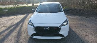 Mazda 2 Bj: 12-2023 1.5 Automatik Climatecontrol CruiseControl Stoelverwarming Lichtautomaat Privacyglas Stuurwiel met verwarming Achteruitrijcamera parkeersensoren Apple CarPlay MirrorLink Led verlichting Dab-audio picture 11