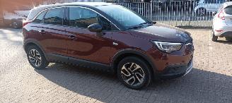 Opel Crossland Bj: 4-2018 1.2-T Automatik Navi Full-Led Half leder bekleding Stoelverwarming stuurwiel met verwarming Voorruit elektrisch verwarmd Lichtautomaat Drivelane assistent regensensor 4xelek ramen Elektrische-spiegels met verwarming inklapbare buitenspiegels Pa picture 1