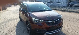 krockskadad bil auto Opel Crossland  2018/4