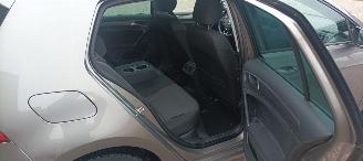 Volkswagen Golf Bj:12-2013 1.2-TSI 105pk Comfortline Climatecontrol CruiseControl Stoelverwarming Lichtautomaat Privacyglas Radio met Infotainment systeem Automatische dimmende binnenspiegel 4xElektrische ramen Elektrische-spiegels met parkeerstand Regensensor Lichtautom picture 22