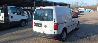 Volkswagen Caddy facelift 2.0-TDI Airconditioning Elektrische ramen Elektrische-spiegels met verwarming Centrale vergrendeling met afstandsbediening Start-Stop systeem achteruitkijk spiegel Tussenwand met glas abs esp Start-Stop systeem 16-inch Vw velgen picture 6