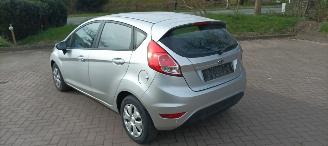Ford Fiesta  picture 8