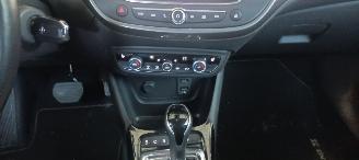 Opel Crossland Innovation 1.2-Turbo 110pk Automaat Navi Led Climatecontrol CruiseControl Stoelverwarming Lichtautomaat Privacyglas Stuurwiel met verwarming inklapbare buitenspiegels Dimmende binnenspiegel Half leren bekleding trekhaak 16-inch Opel velgen picture 20