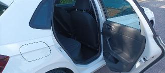 Volkswagen Polo 1.0-Benzine Digitale cockpit Led-Koplampen Led-Achterlichten Stoelverwarming CruiseControl Lichtautomaat 4xelektriche ramen Elektrische-spiegels met verwarming picture 24