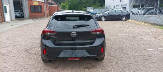 Opel Corsa 1.2-benzine Full-Led koplampen CruiseControl Lichtautomaat Regensensor Drivelane assistent Stoelverwarming stuurwiel met verwarming Privacy glas Achteruitrijcamera Parkeersensoren 16-inch Opel velgen picture 8