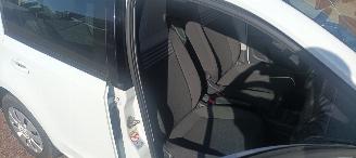 Volkswagen Up! Bj:09-2021 Move Uitvoering 1.0mpi Airconditioning Led verlichting Dab Radio Achteruitrijcamera Cruisecontrol Bordcomputer Drivelane assistent Start-Stop systeem Parkeersensoren achter picture 17