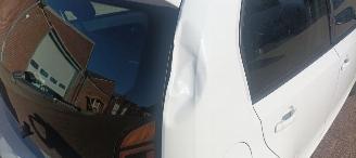 Volkswagen Up! Bj:09-2021 Move Uitvoering 1.0mpi Airconditioning Led verlichting Dab Radio Achteruitrijcamera Cruisecontrol Bordcomputer Drivelane assistent Start-Stop systeem Parkeersensoren achter picture 28