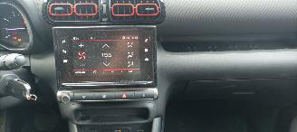 Citroën C3 Aircross 1.2-Turbo 110pk Automaat Navi Led Climatecontrol CruiseControl Stoelverwarming Lichtautomaat Privacyglas Regensensor Blindspot systeem  automatische dimmende binnenspiegel Parkeersensoren Trekhaak picture 27